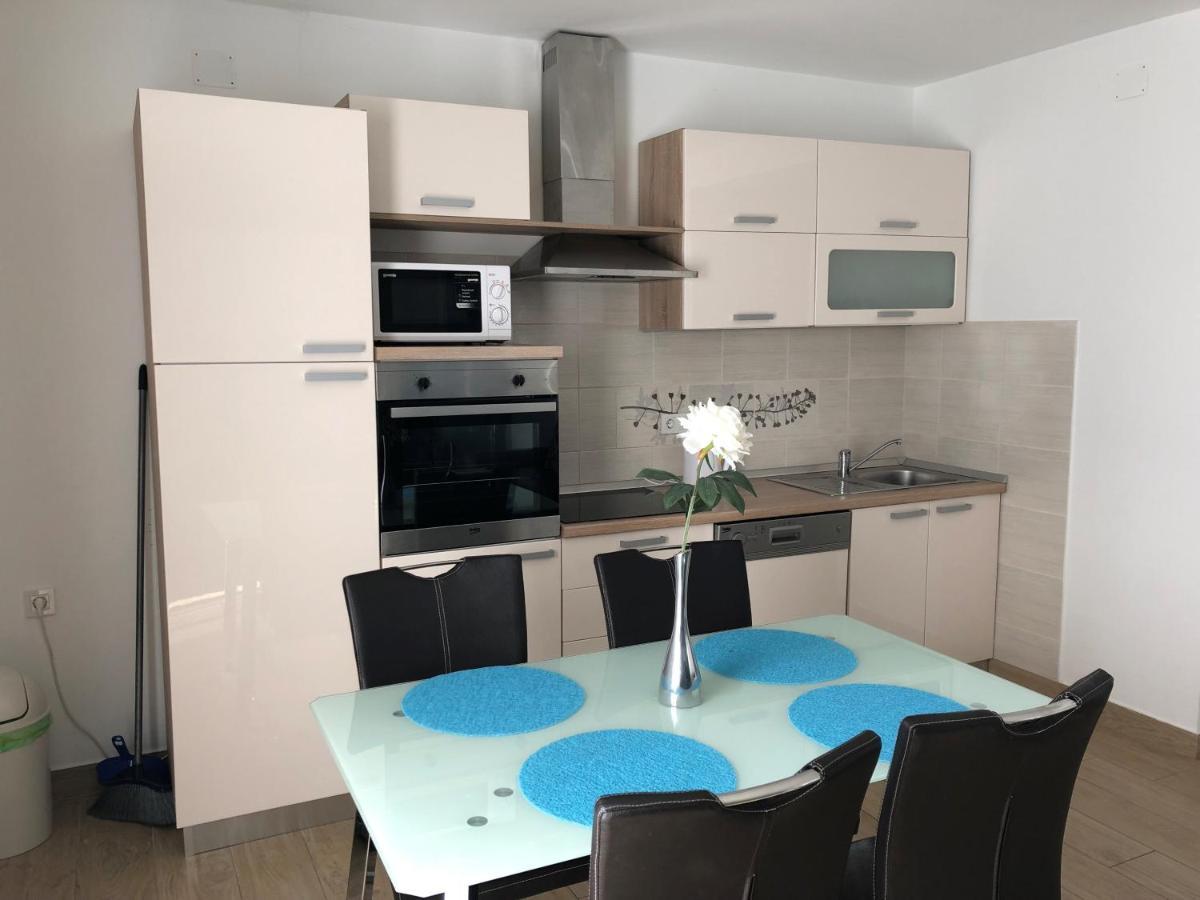 Apartmani I Sobe Ivancic1 Novi Vinodolski Extérieur photo
